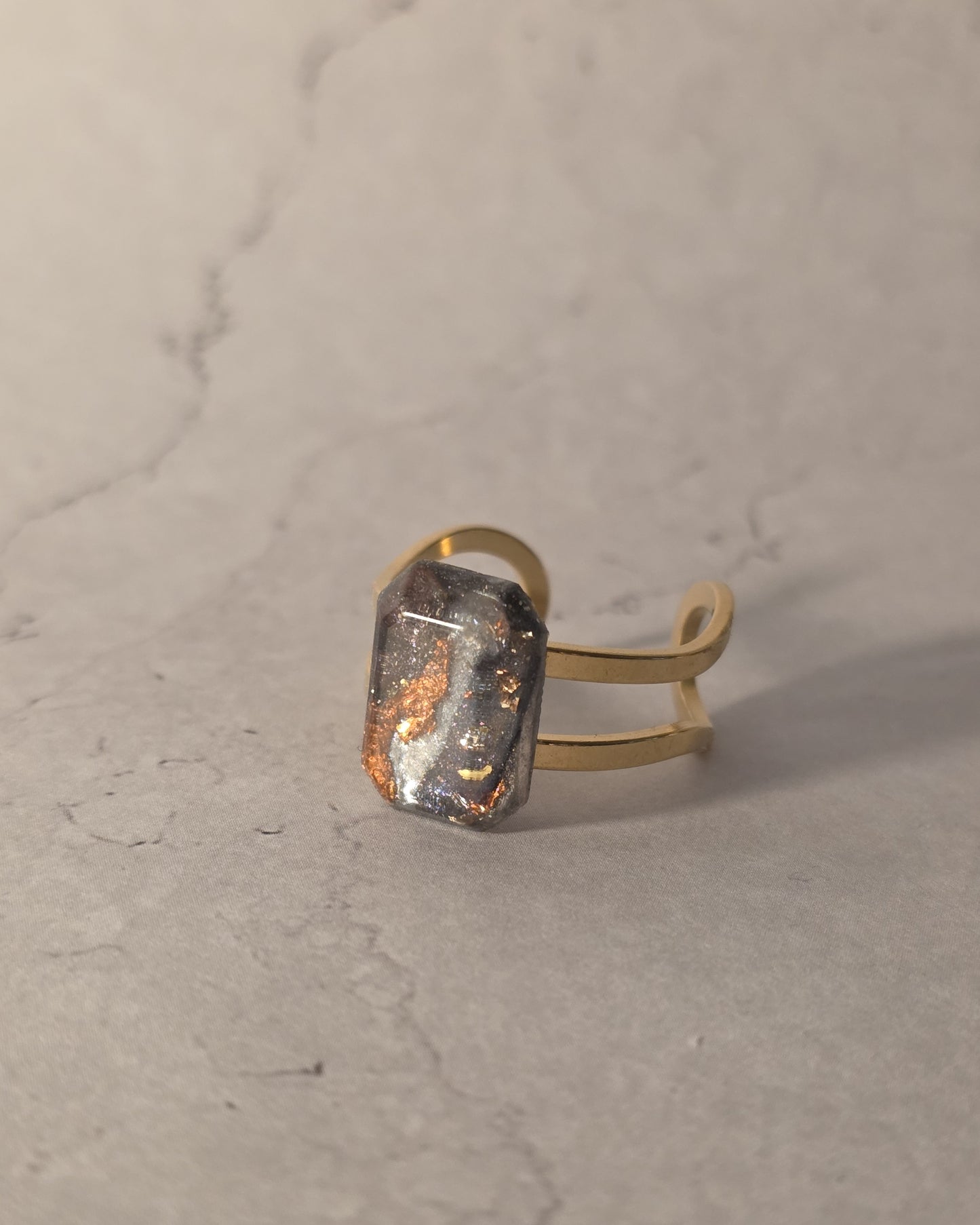 Cleo Resin Ring