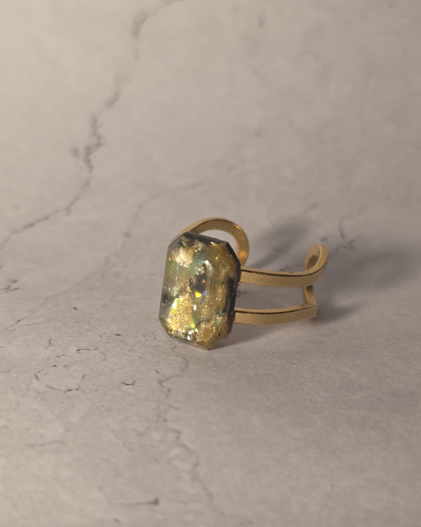 Calliope Resin Ring