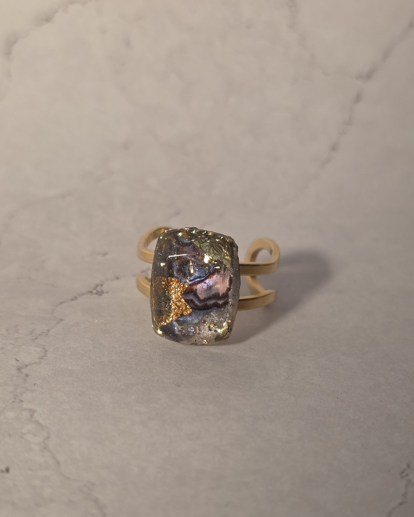 Viola Resin Ring