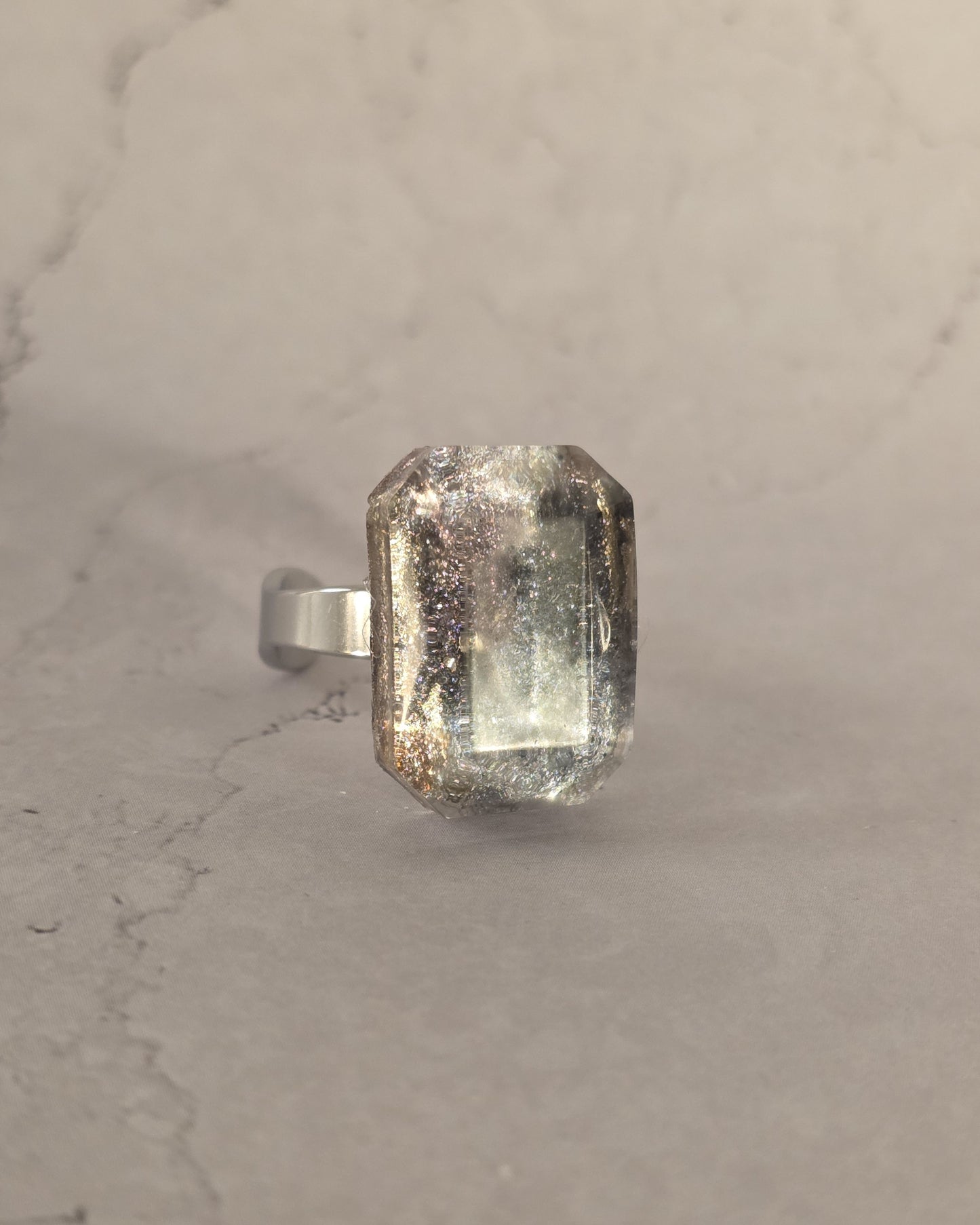 Miriel Resin Ring