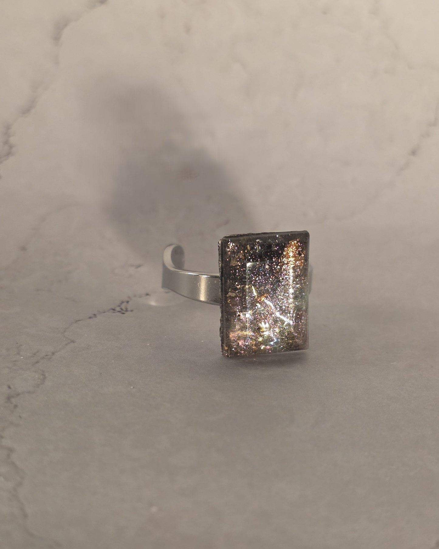 Lila Resin Ring