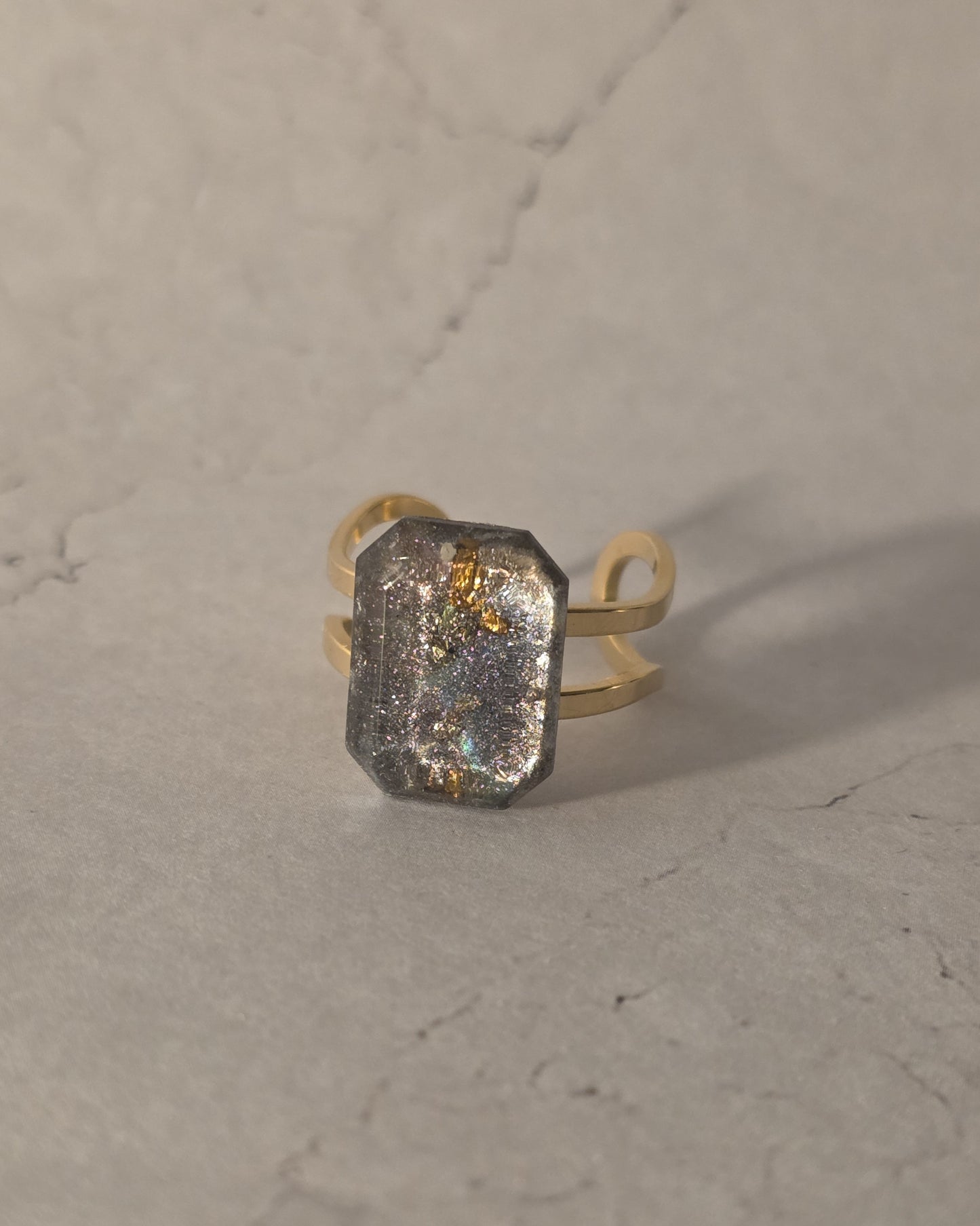 Cora Resin Ring