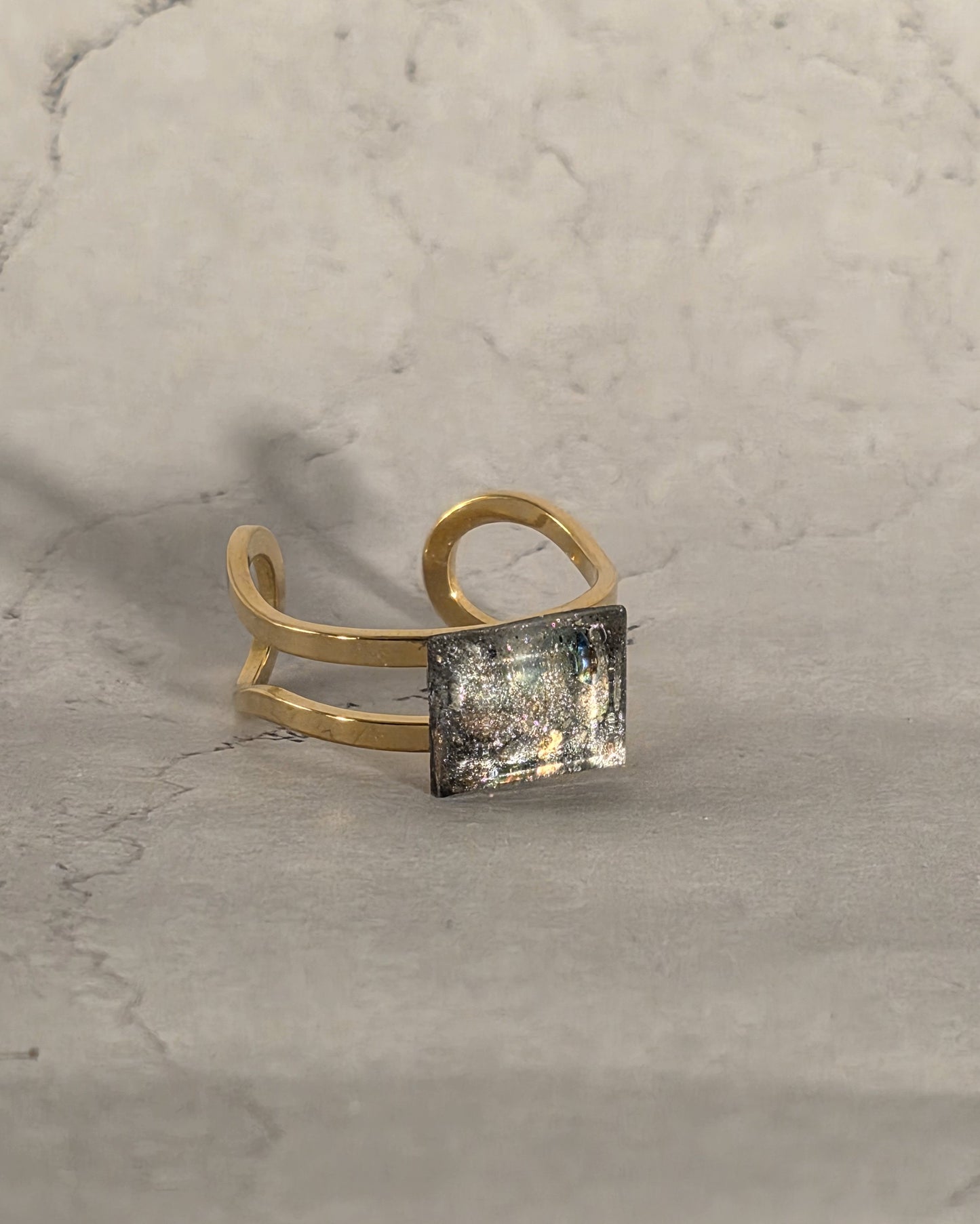 Alma Resin Ring