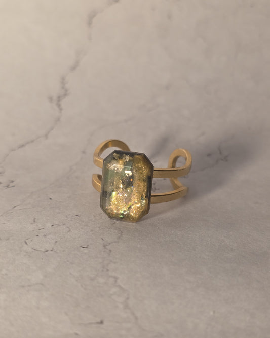 Calliope Resin Ring