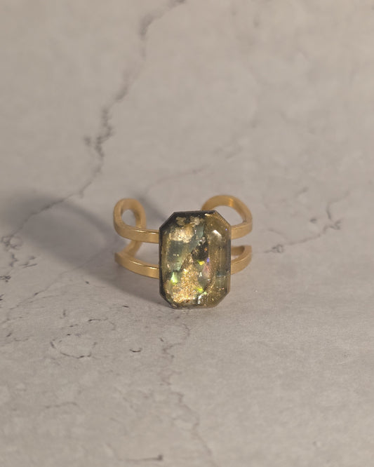 Calliope Resin Ring