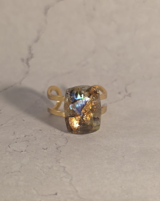 Elodie Resin Ring