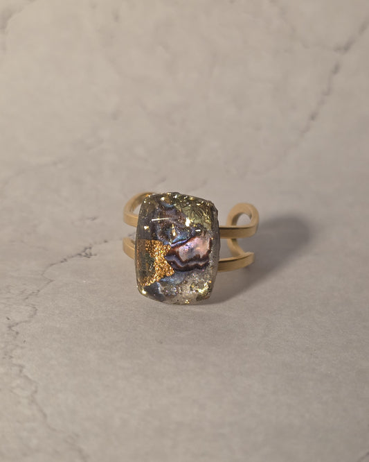 Viola Resin Ring