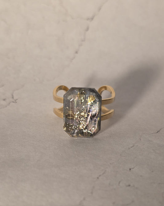 Nina Resin Ring