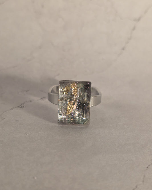 Mika Resin Ring