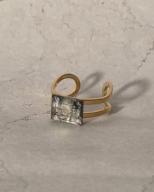 Alma Resin Ring